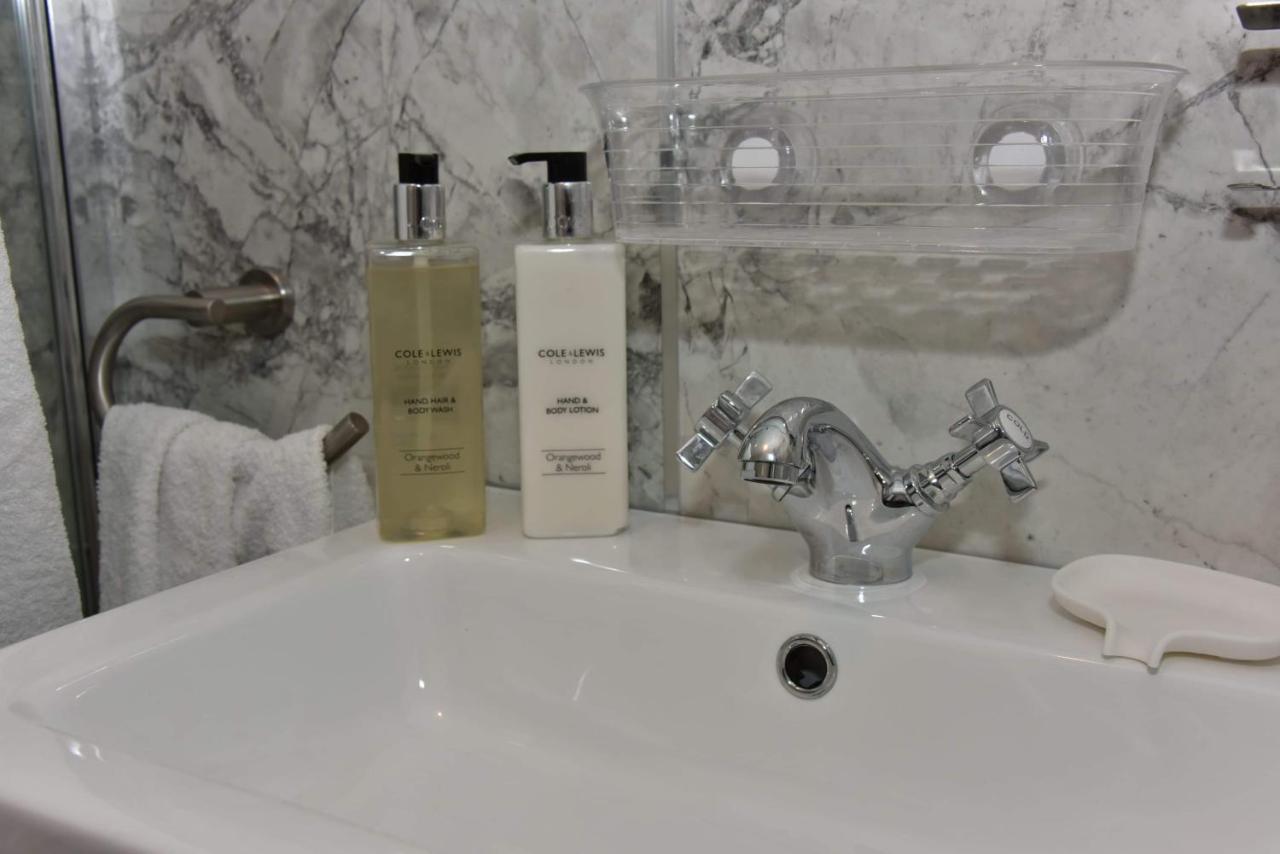 Rosedale Bed And Breakfast Lyndhurst Bagian luar foto